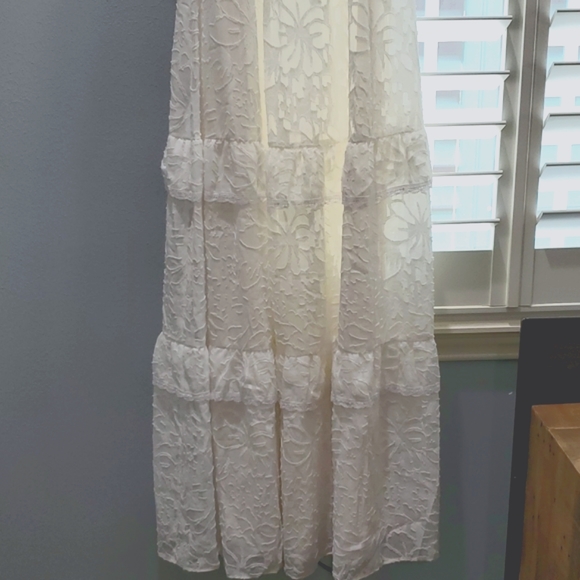 Catherine Malandrino white dress, off shoulder, size S, missing tassel. - Picture 4 of 9